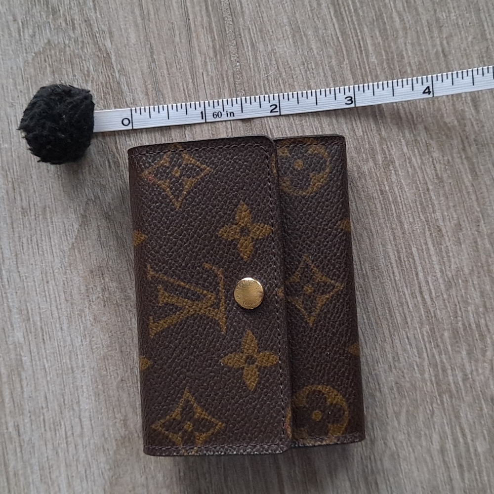 Authentic Louis Vuitton business card holder - Picture 13 of 16